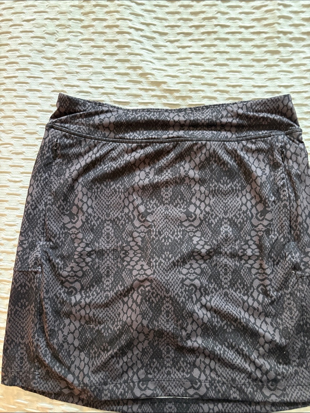 Jockey Women's Snake-Print Skirt Sz SP